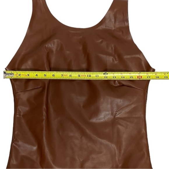 PINSY Vegan Leather Scoop Neck Shapewear Bodysuit - Picture 5 of 7